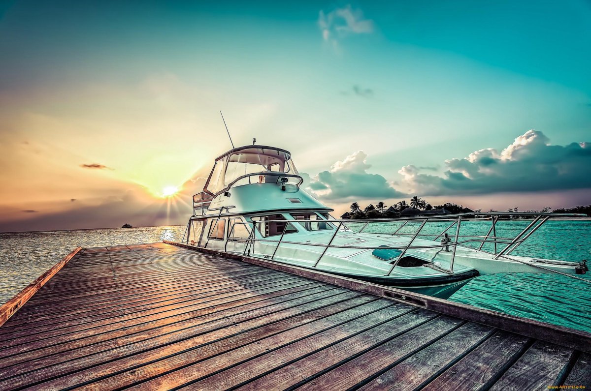 Яхты на Пристани