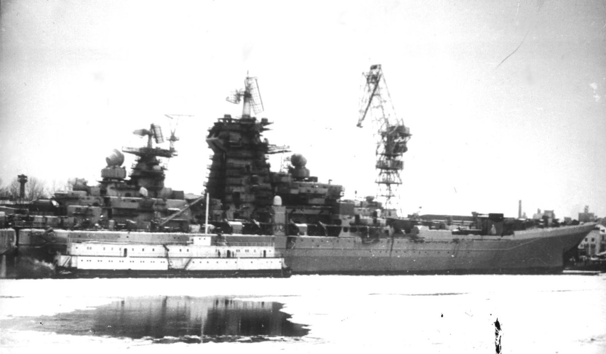 Крейсер Киров Комбриг