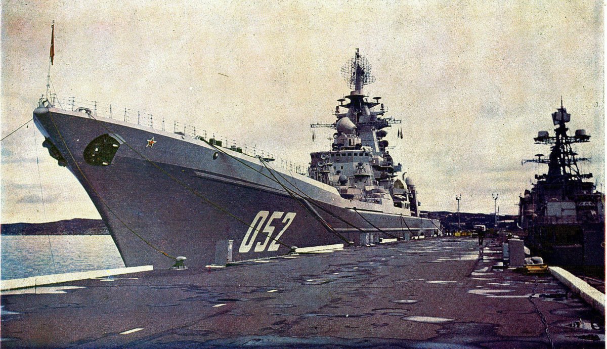 Крейсер Адмирал Нахимов