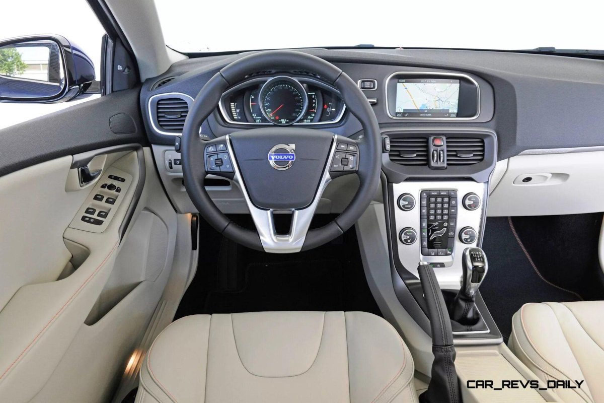 Вольво v40 Cross Country