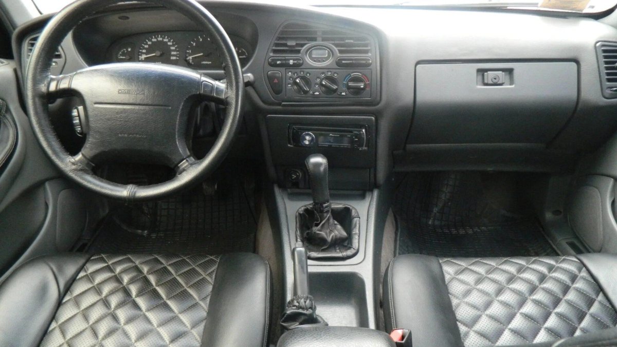 Daewoo Prince 1995 салон