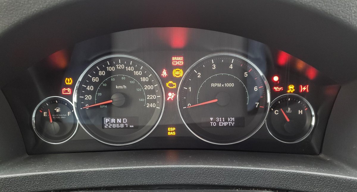 Jeep Grand Cherokee 2012 чек панель приборов