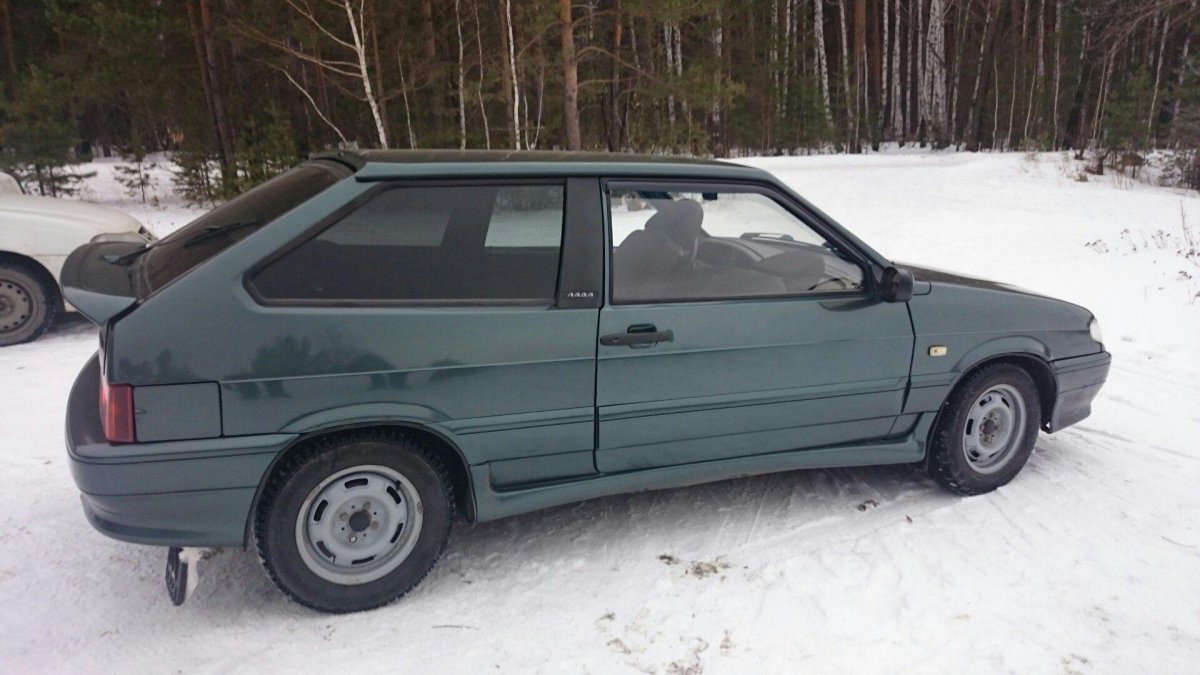 ВАЗ 2113 сине зеленая