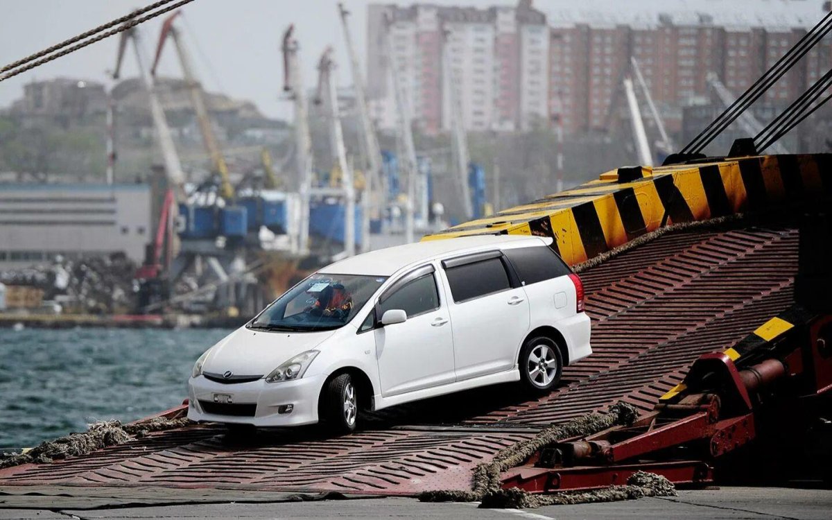 Японские машины большие