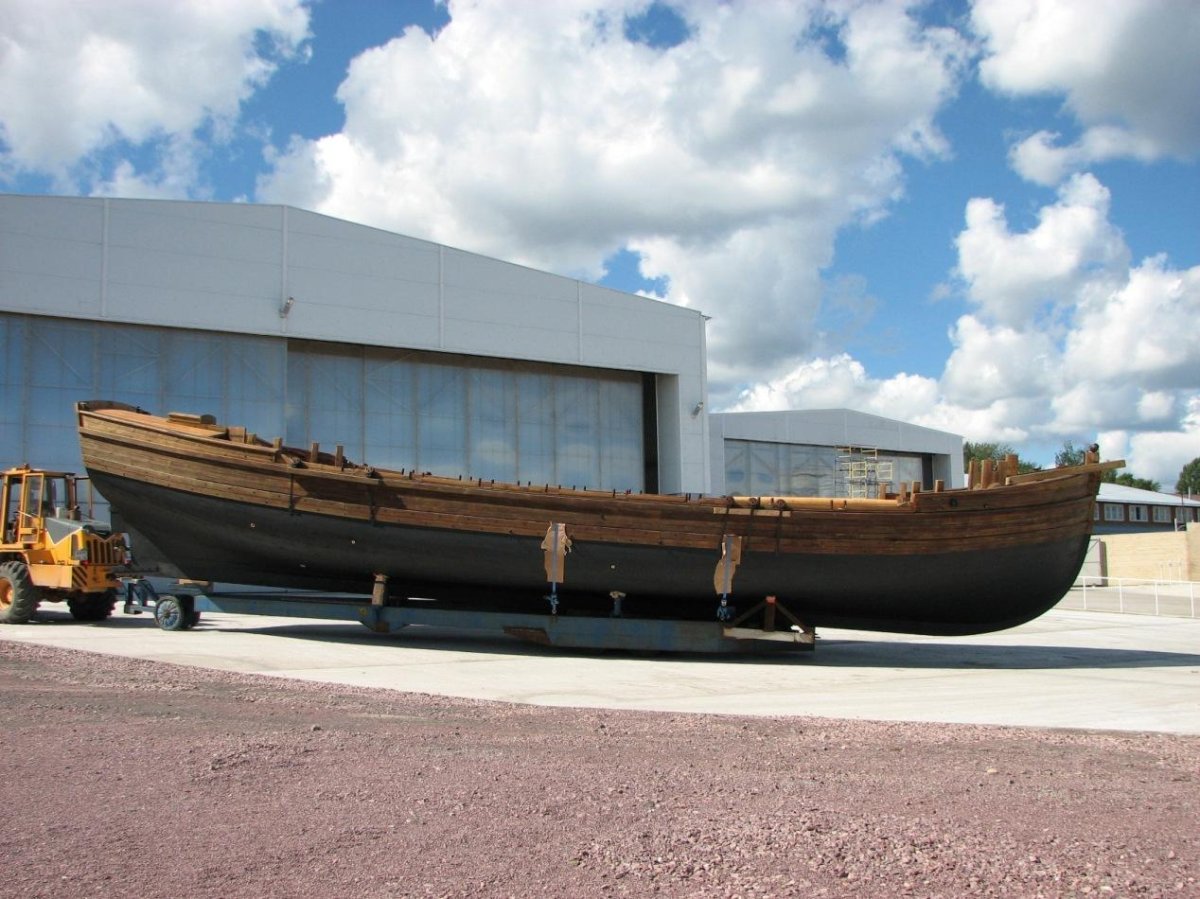 Шлюпка Якутск