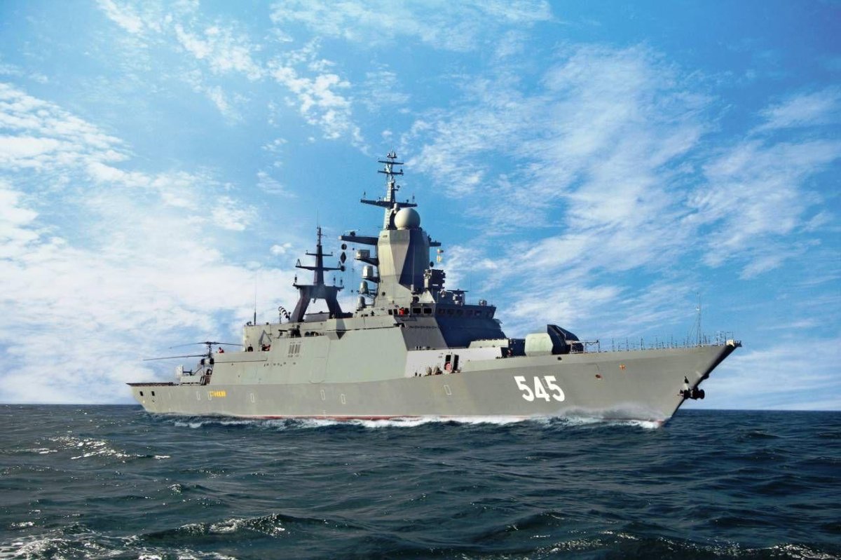 Корвет Балтийского флота стойкий