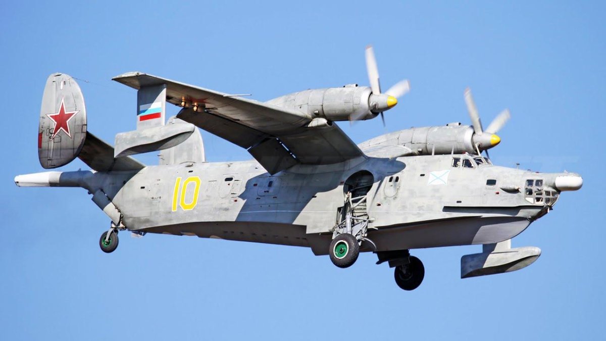 Гидросамолет бе-12