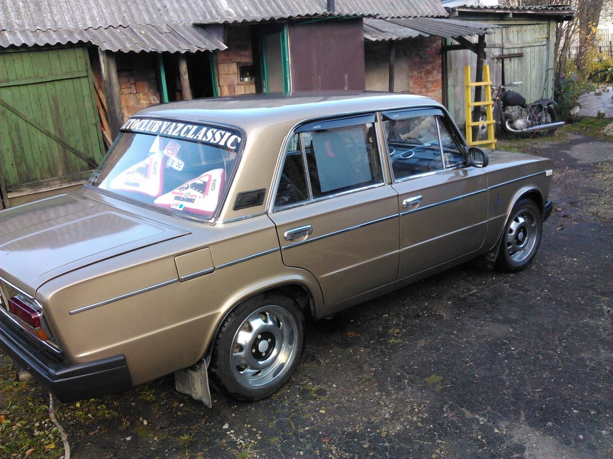 ВАЗ 2106 бежевый металлик