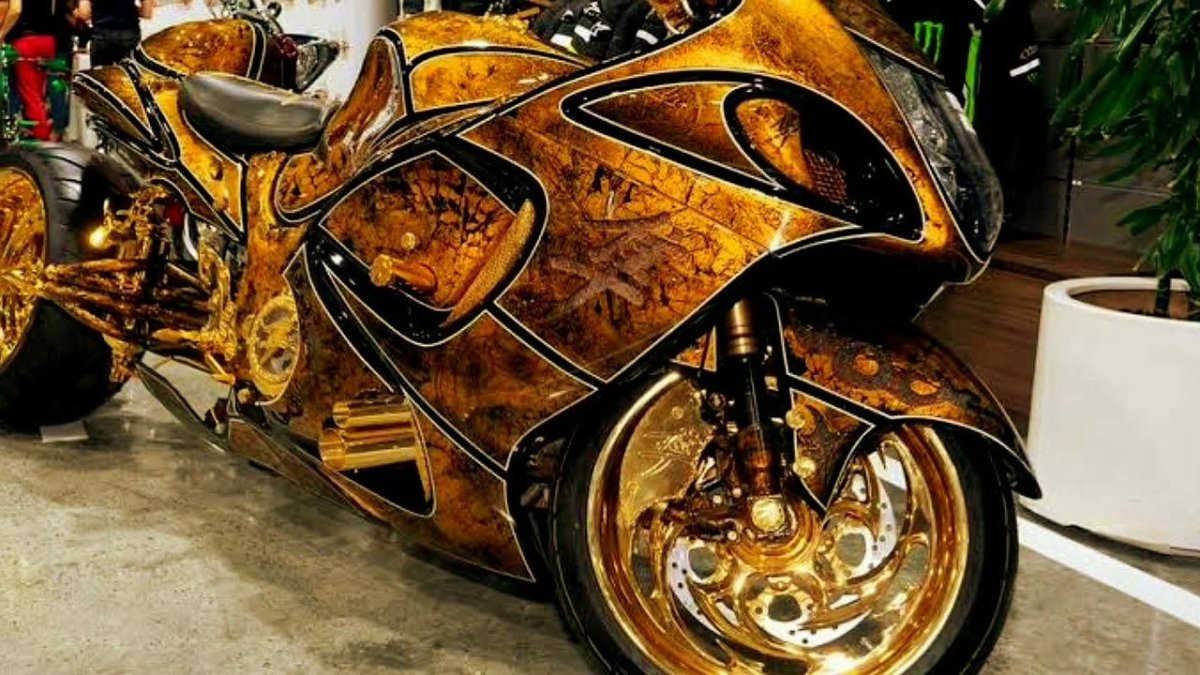 Yamaha Road Star BMS (золотой чоппер)