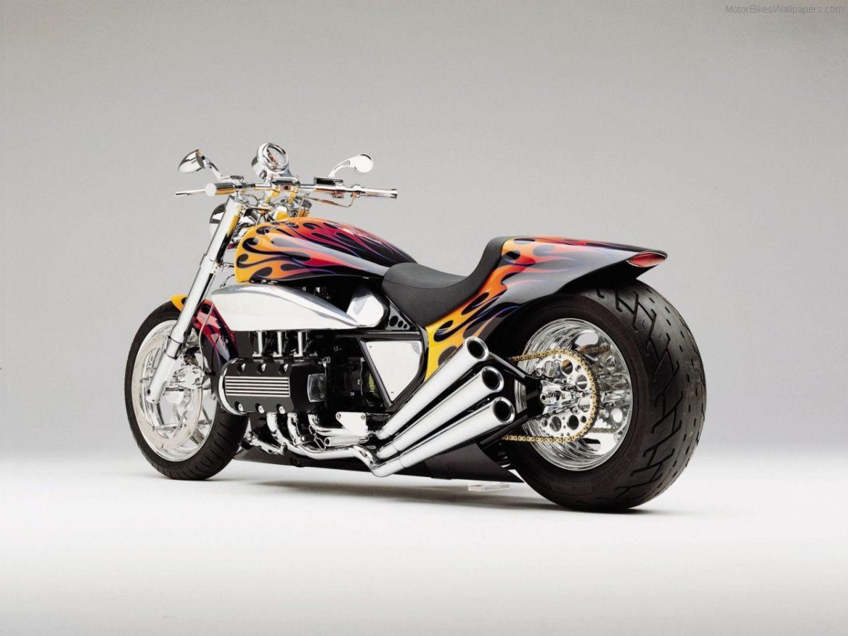 Мотоцикл Хонда чоппер