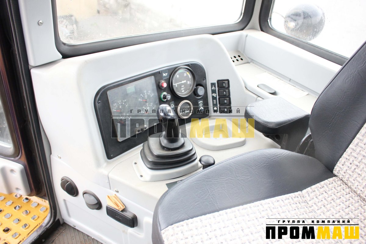 Джойстик управления отвалом ЧЕТРА Т 11