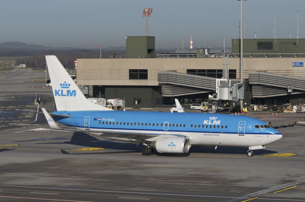 Боинг 737 KLM