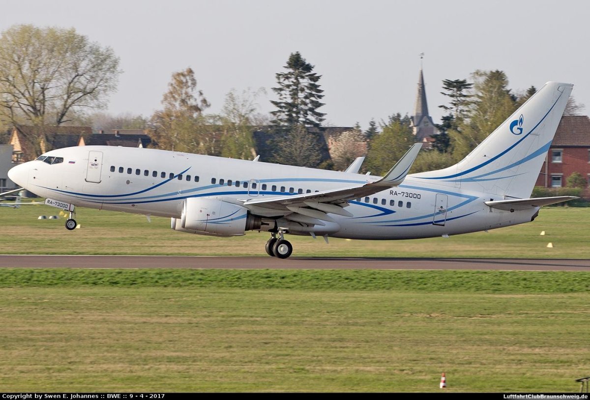 Boeing 737-700 Газпромавиа