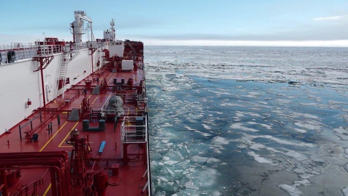 Танкер Альбанов