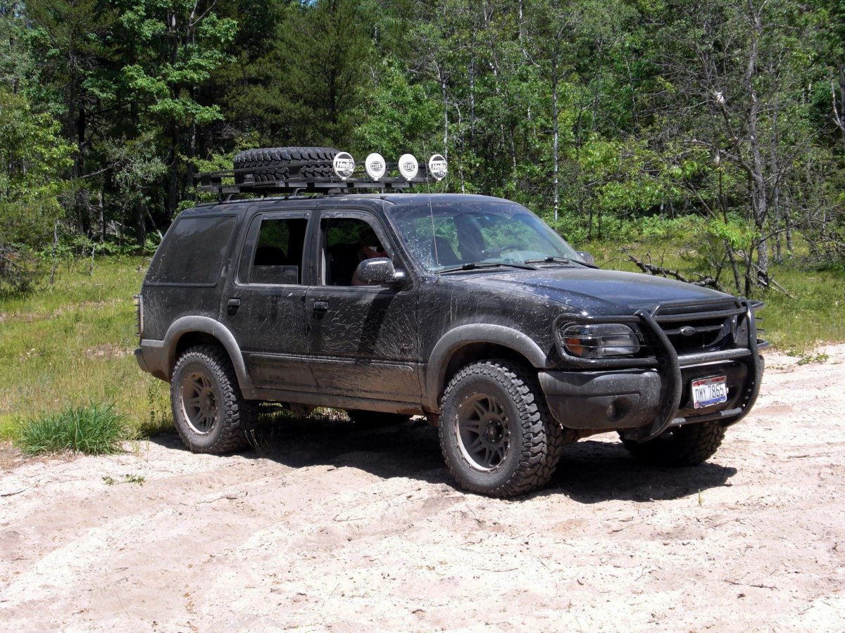 Ford Explorer 3 Offroad