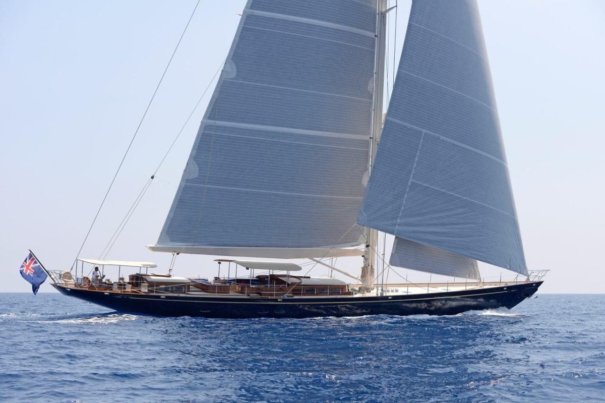 Яхта Аталанта