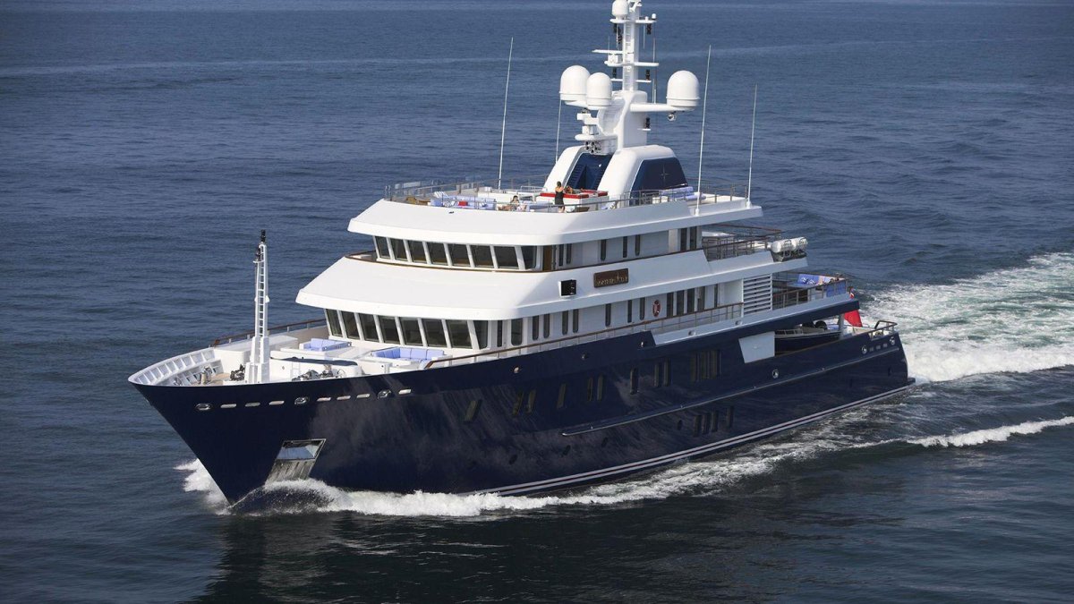 Яхта эксплорер