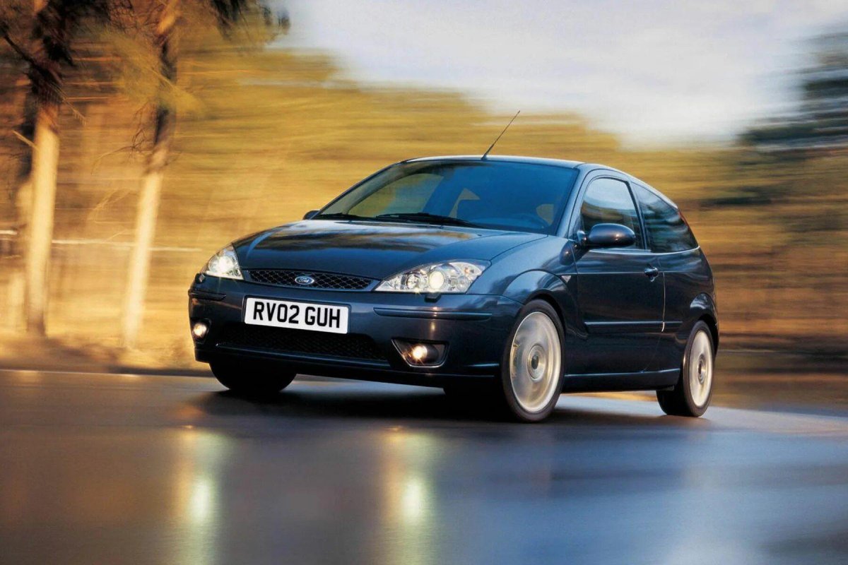 Ford Focus 1 хэтчбек