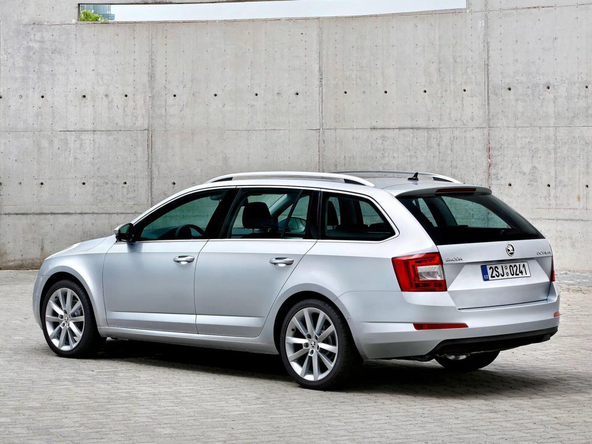 Skoda Octavia Combi 2014
