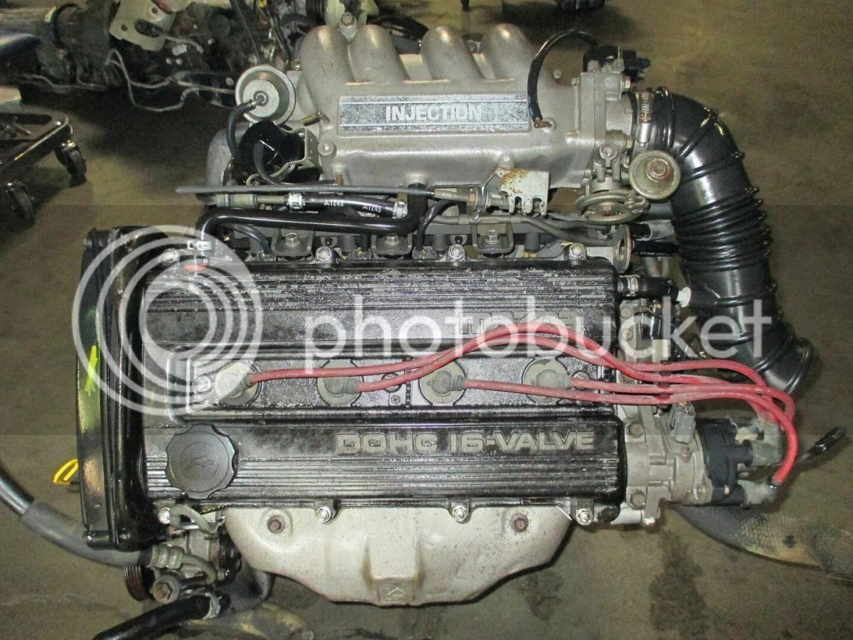 Двигатель 1.8 Мазда 323f