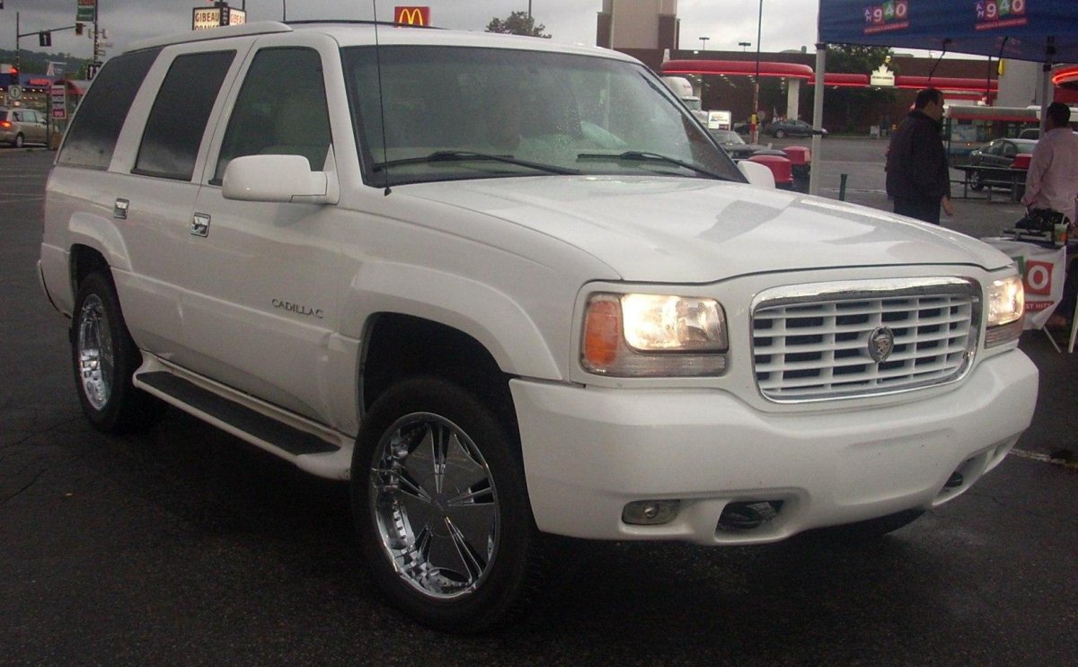 Cadillac Escalade 2000