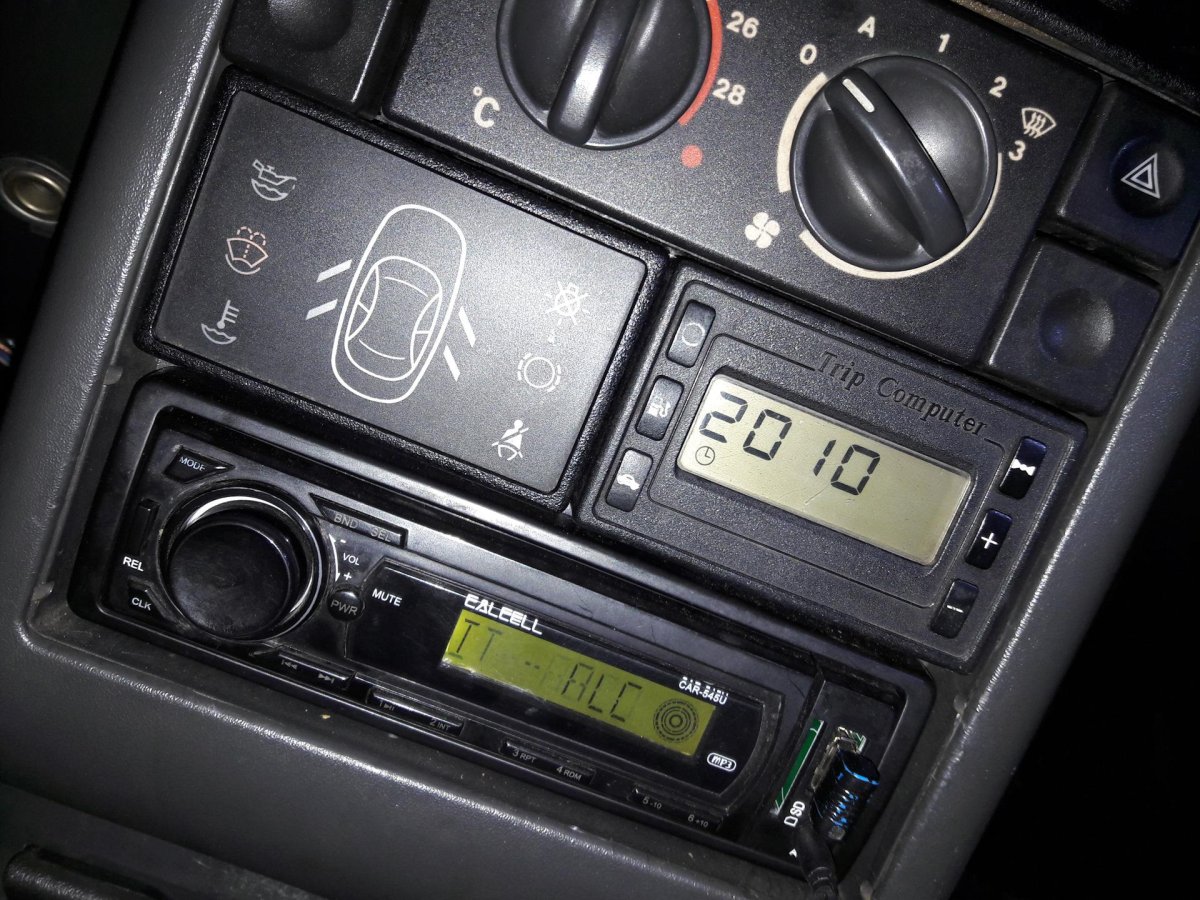 ВАЗ 2111 бортовой компьютер штатный