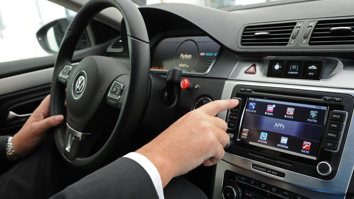 Бортовой компьютер для автомобиля