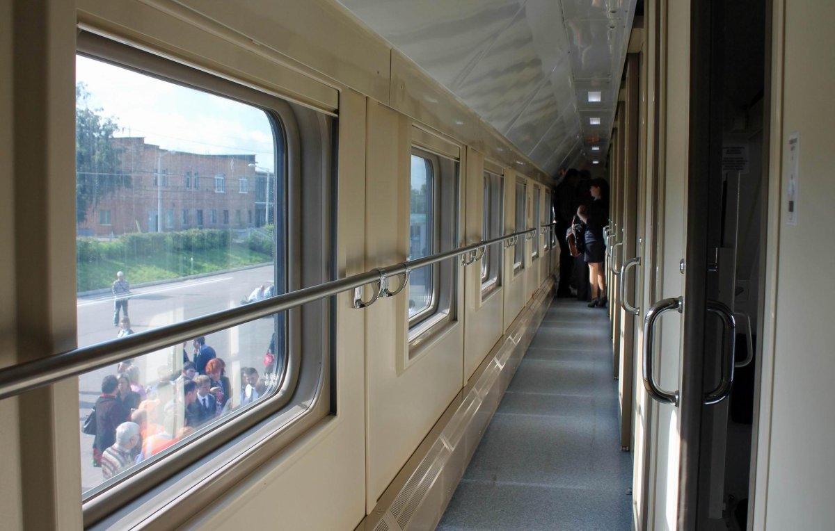 Коридор купейного вагона