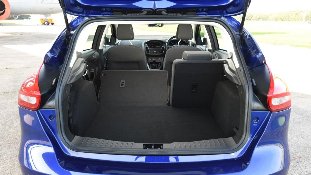 Багажник Форд фокус 2 хэтчбек