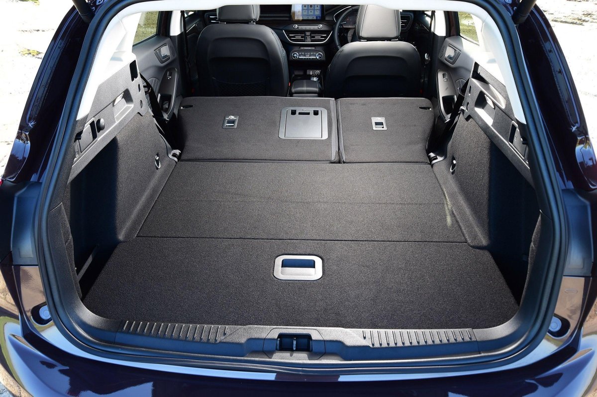 Ford Focus 2011 универсал багажник