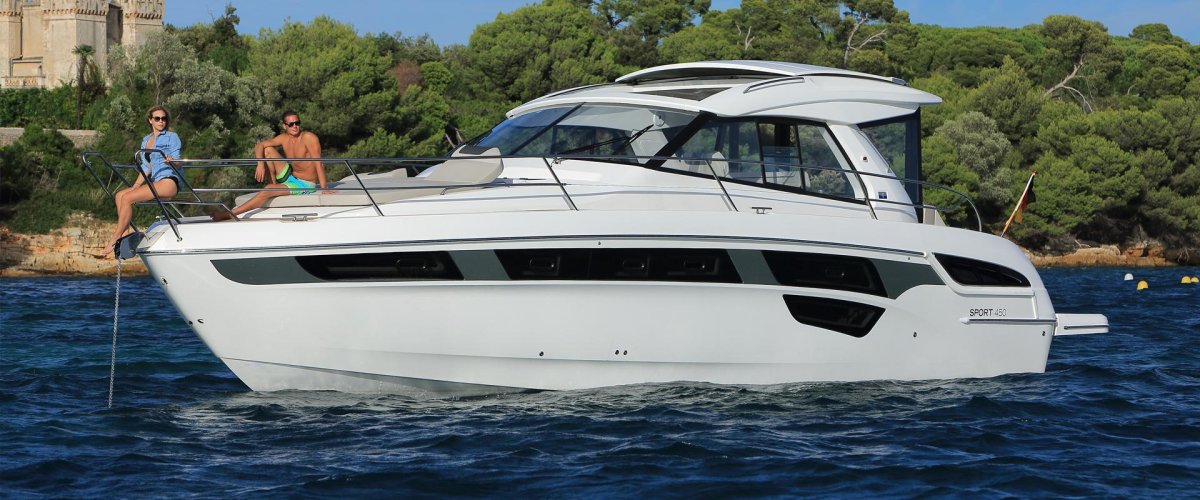 Яхта Bavaria SR 41