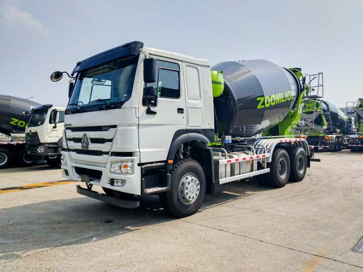 Автобетоносмеситель Zoomlion