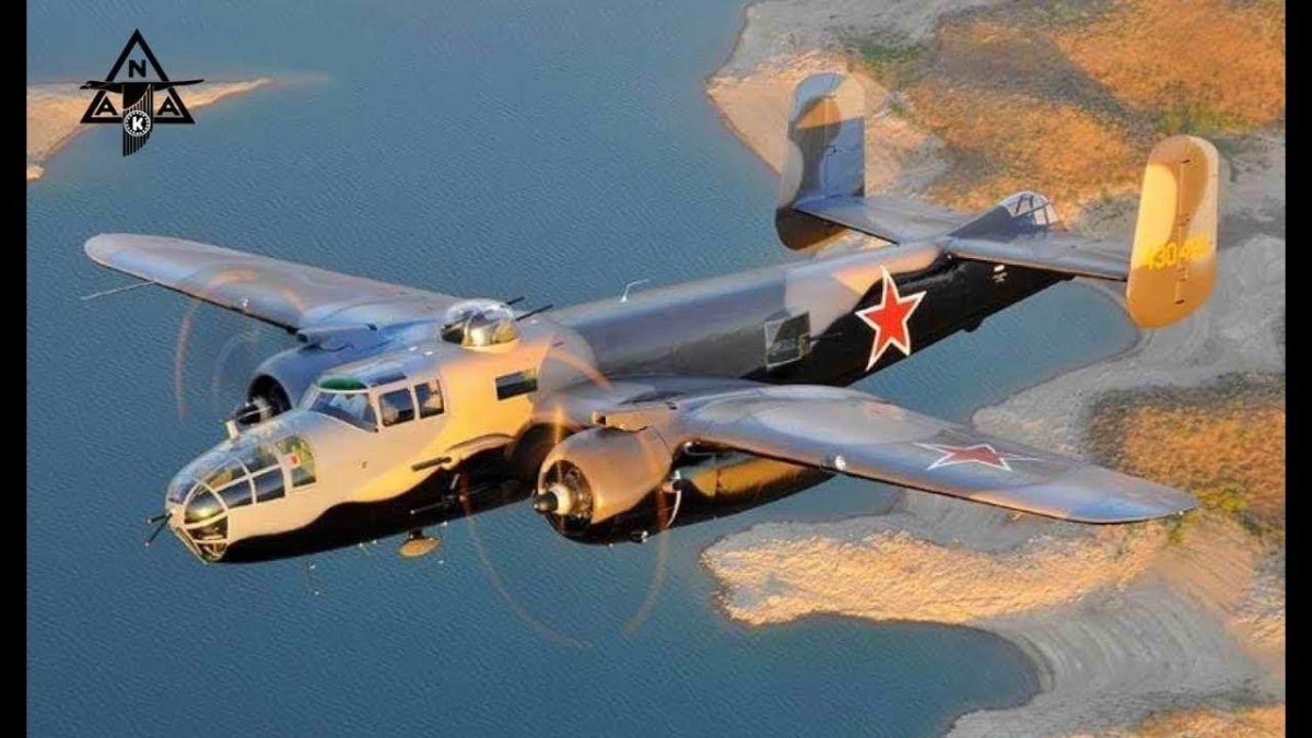 Самолет b 25 Митчелл