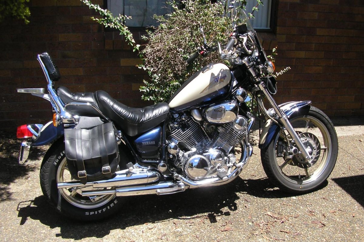 Yamaha xv1100 Virago