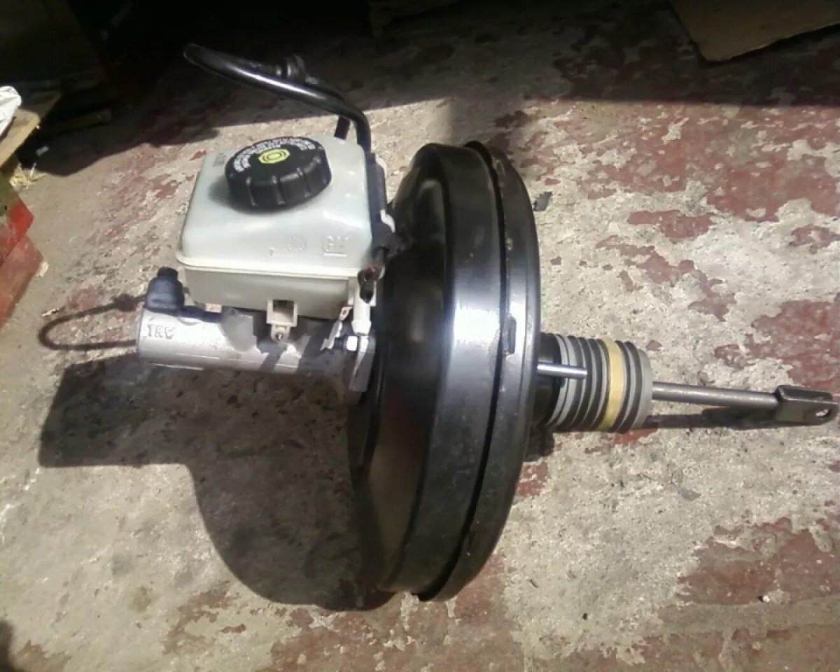 Вакуумный усилитель тормозов Астра h