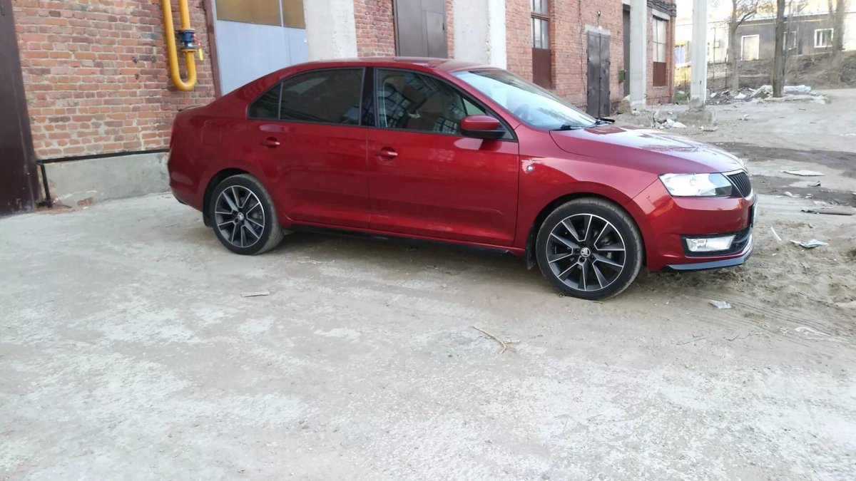 Диск Skoda Rapid Savio r16