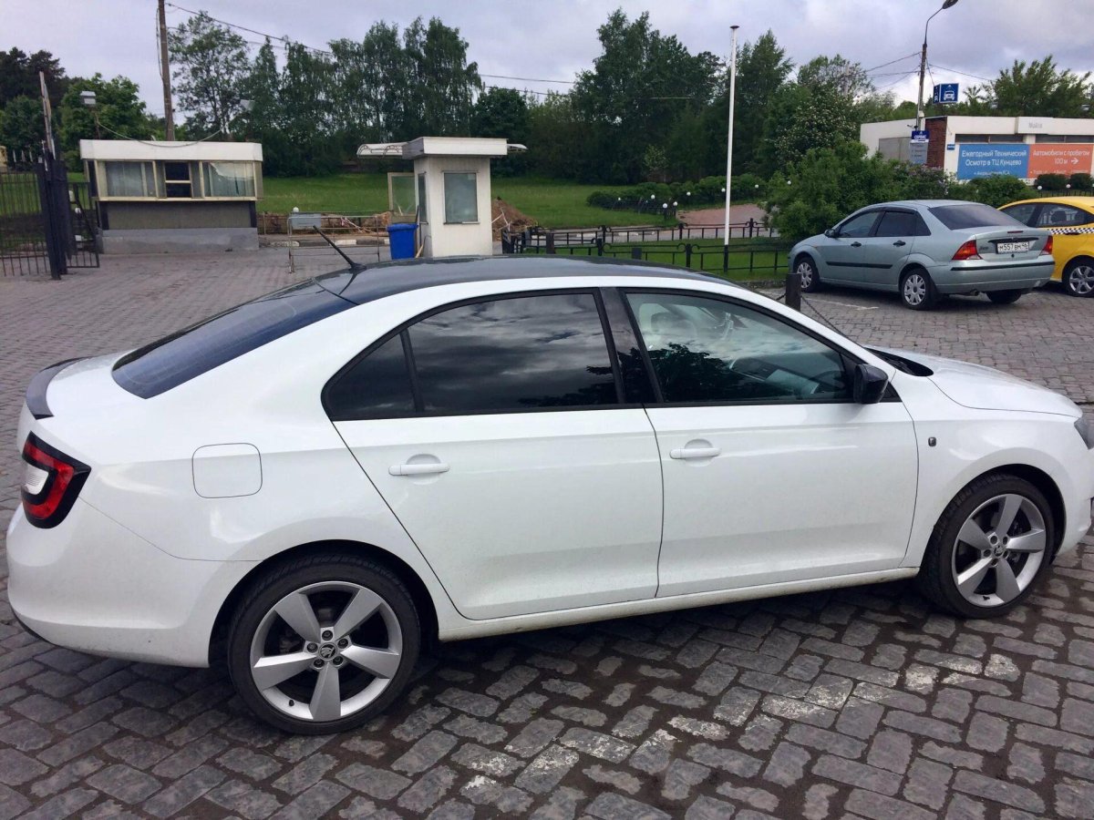 Шкода Рапид r17