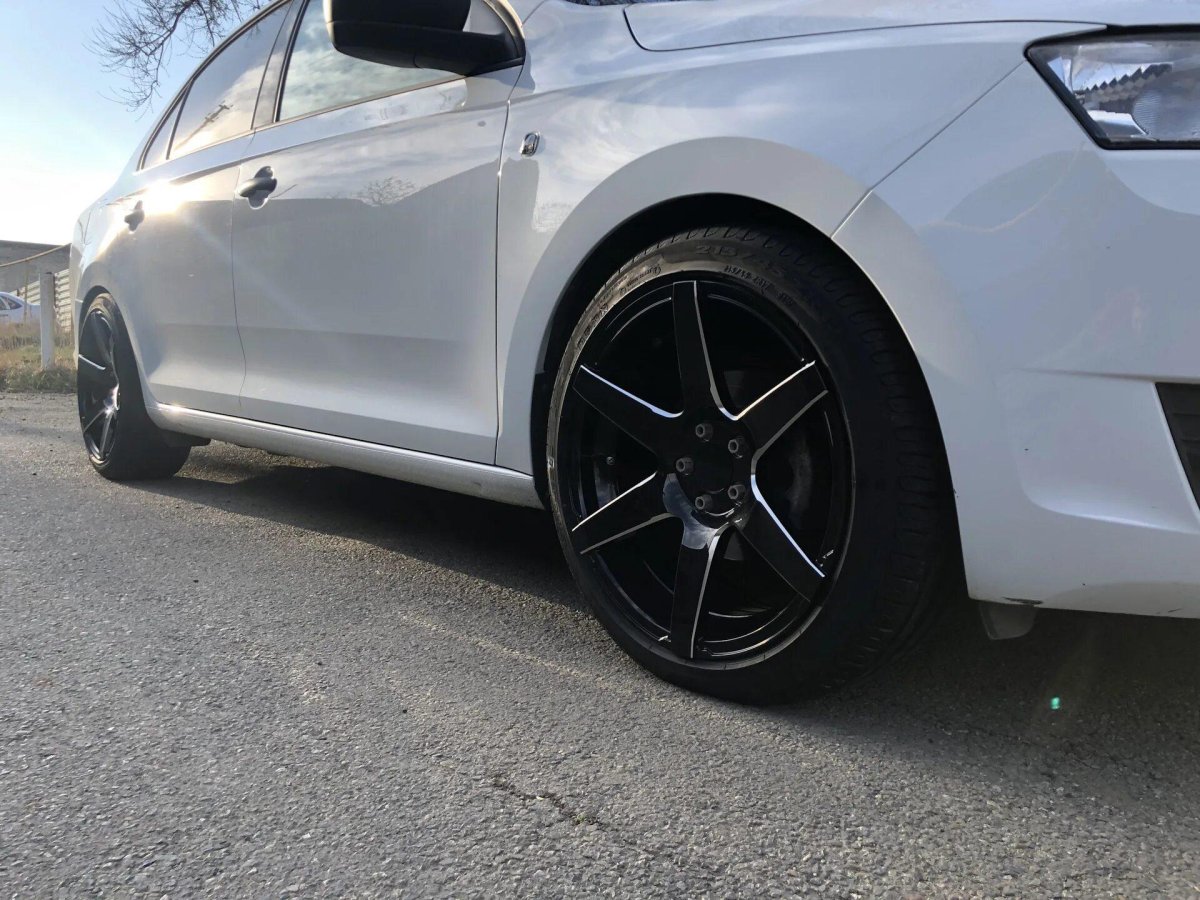 Skoda Rapid диски r17