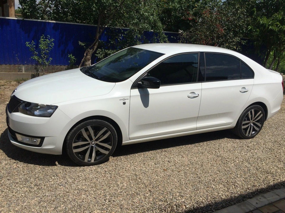 Шкода Рапид на р17