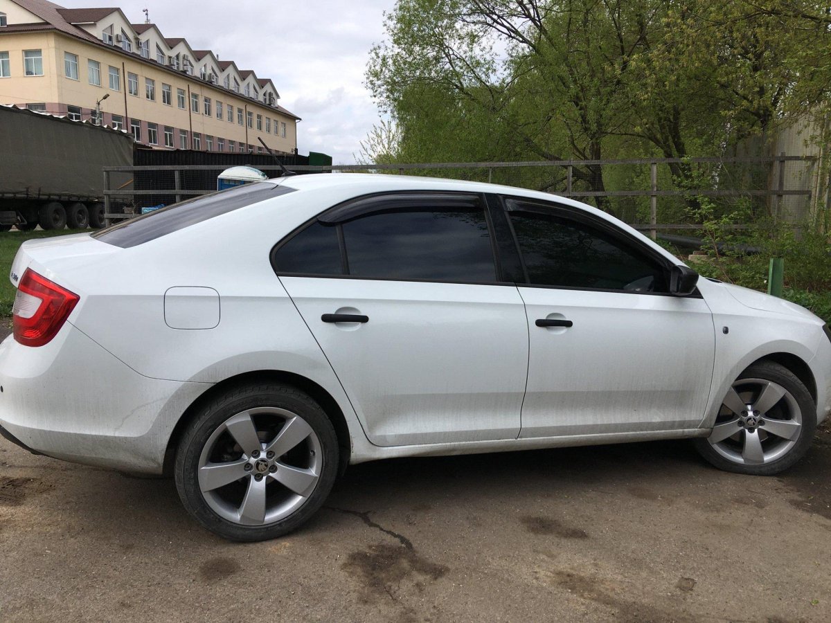 Шкода Рапид диски р17