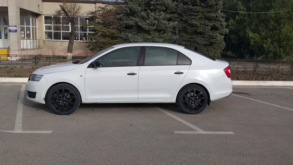 Шкода Рапид на р17