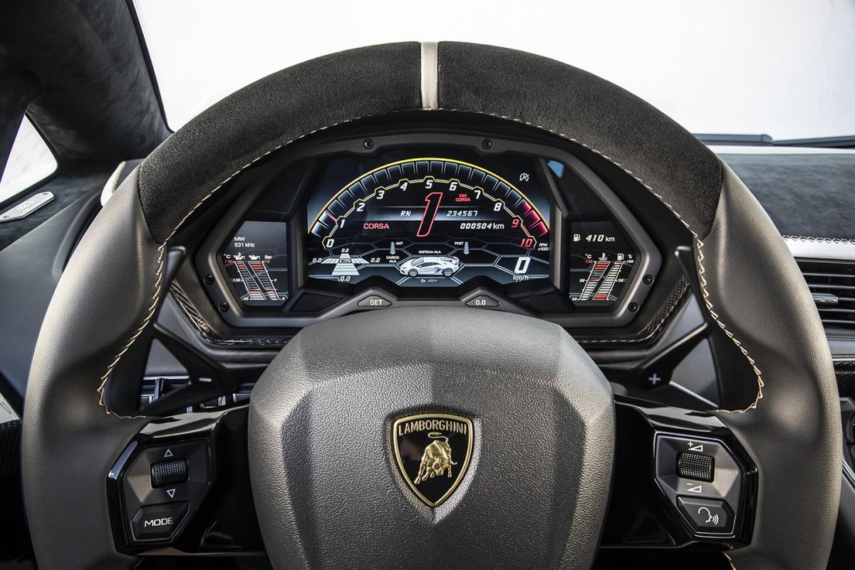 Lamborghini Urus Speedometer