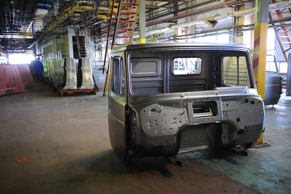 Кузовной цех АМО ЗИЛ