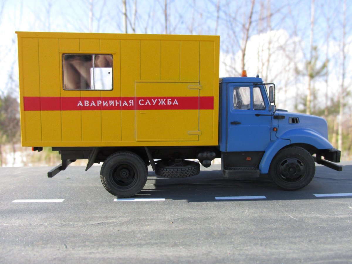 ЗИЛ 43276 Т Полимикс