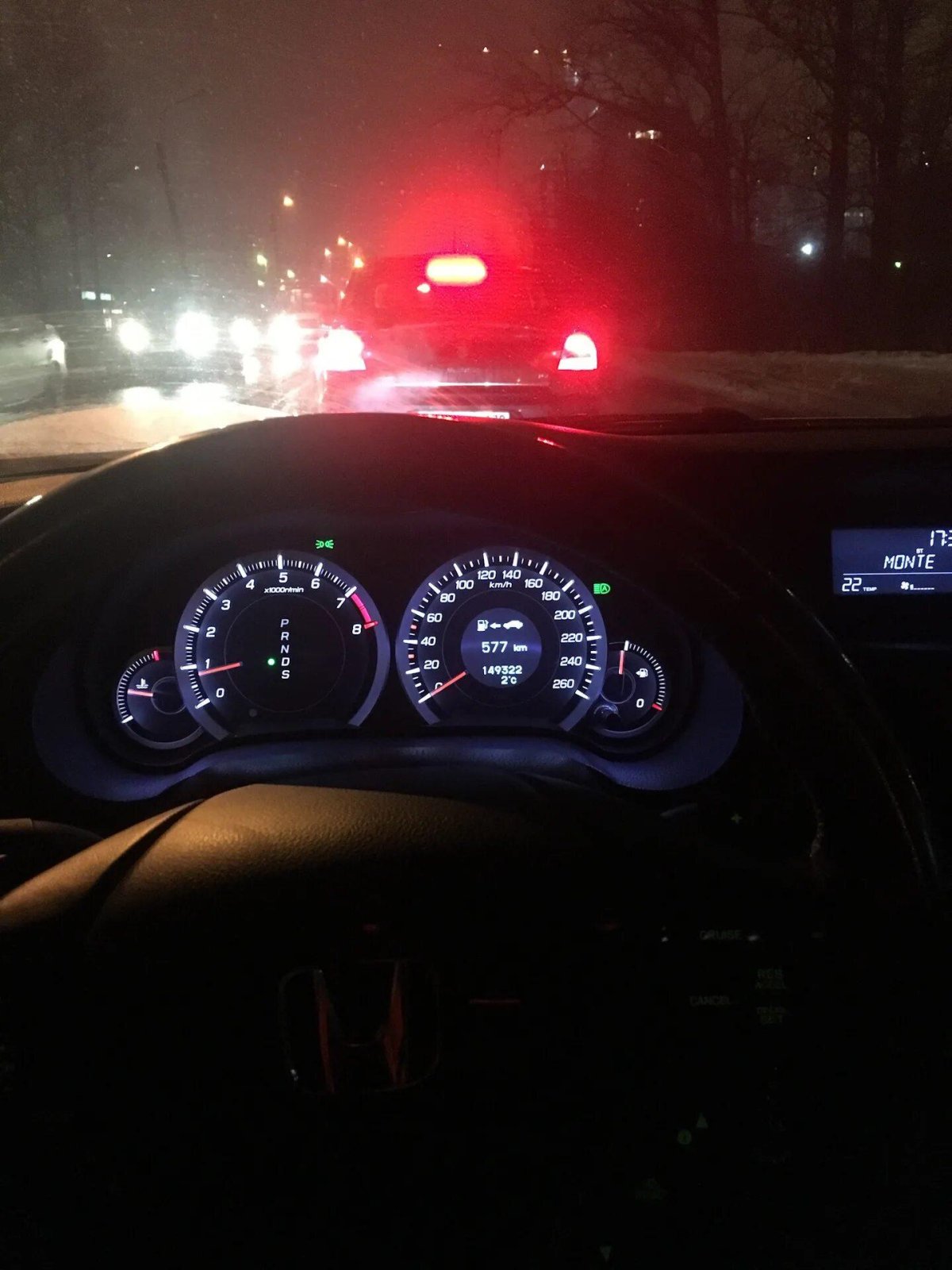 За рулём Хонда Аккорд 7