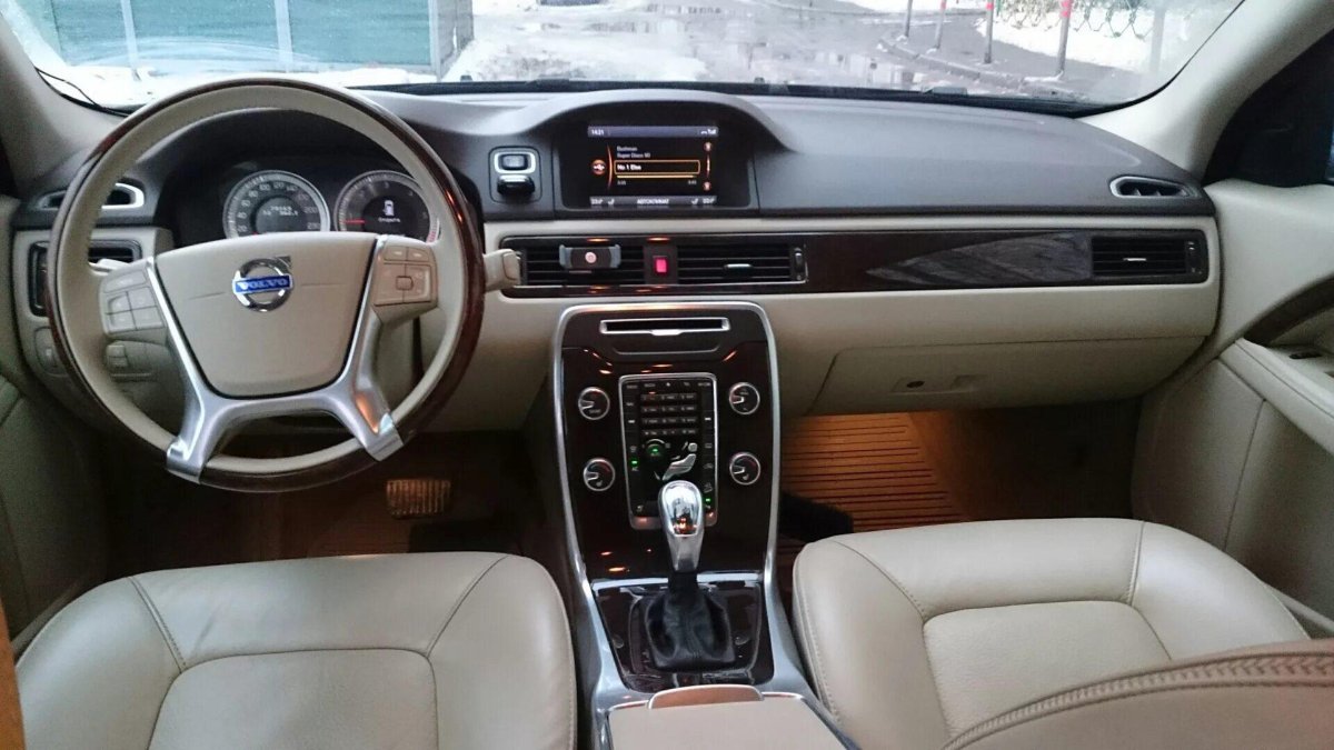 Вольво xc70 салон
