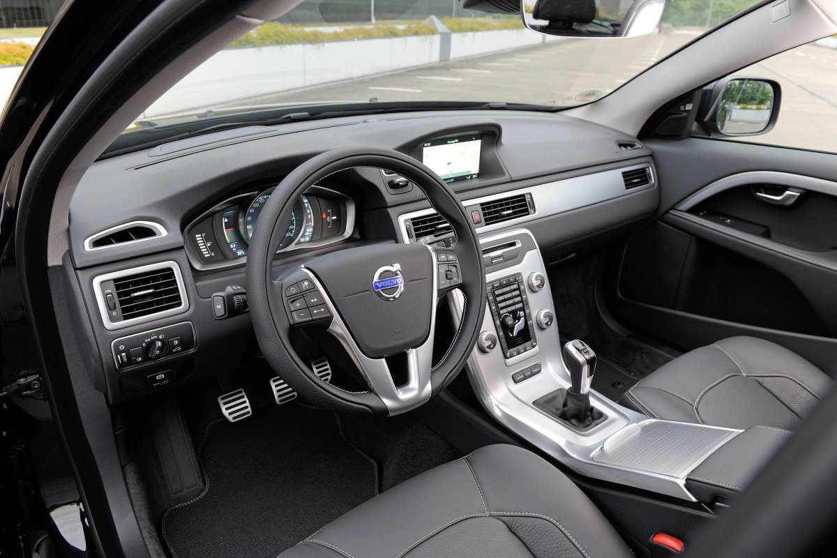 Volvo xc70 2016 салон