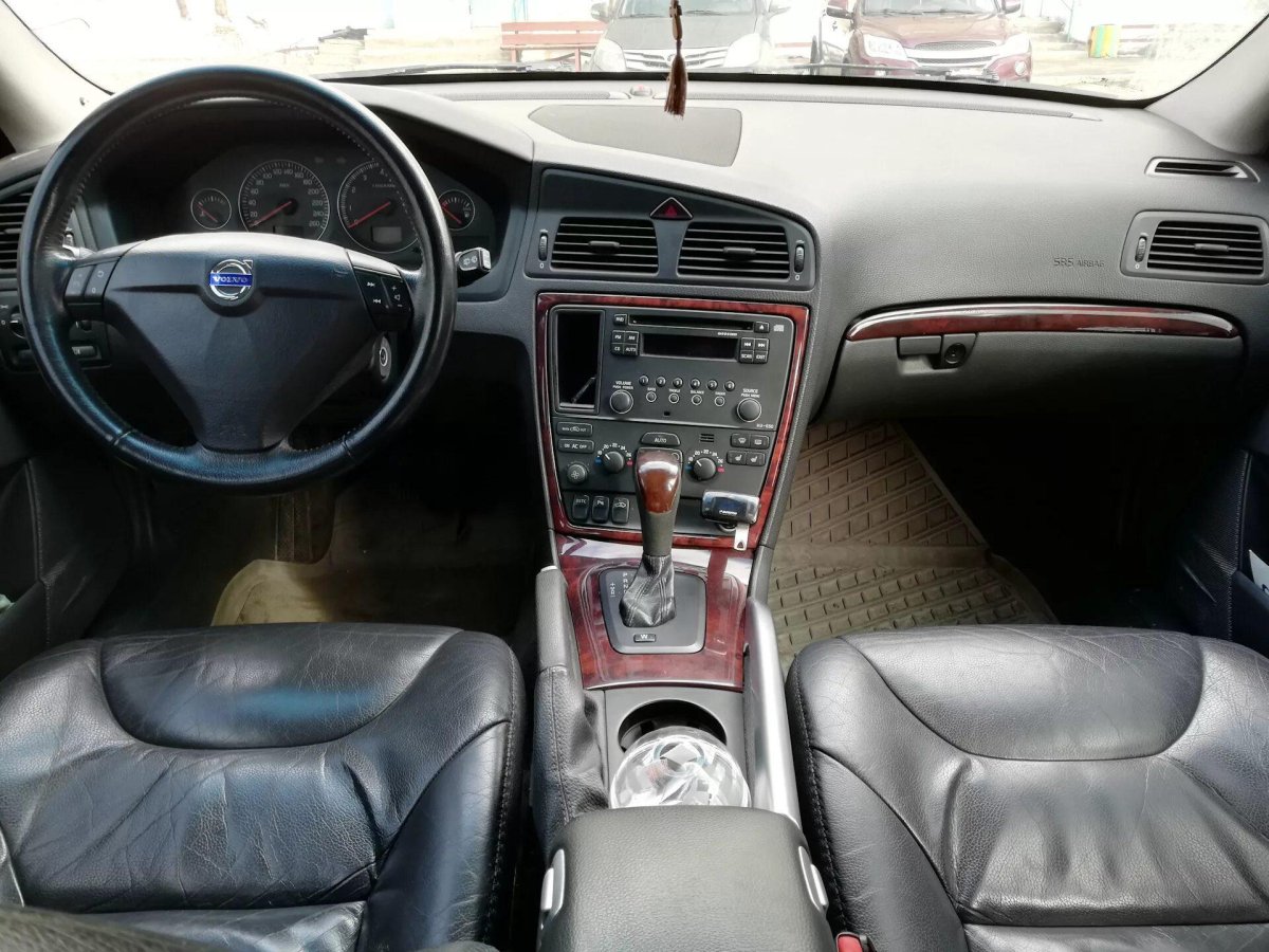 Вольво хс70 2006 салон