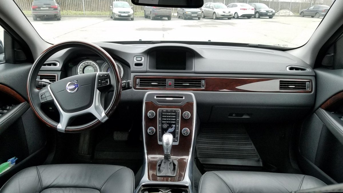 Volvo xc70 салон