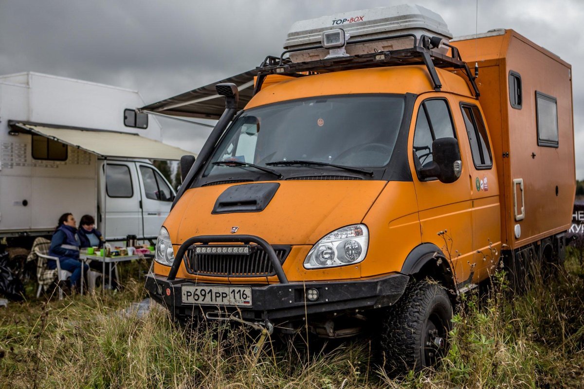 ГАЗ Соболь 4х4 кемпер